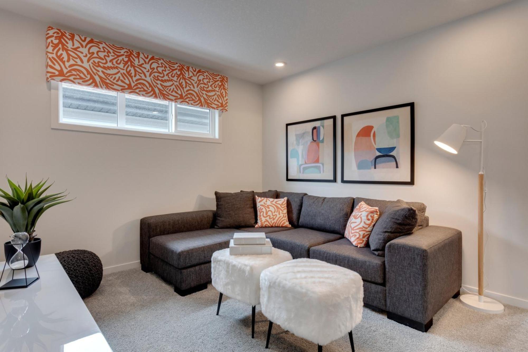 Spacious Modern Home With King Bed & Office Calgary Exterior photo